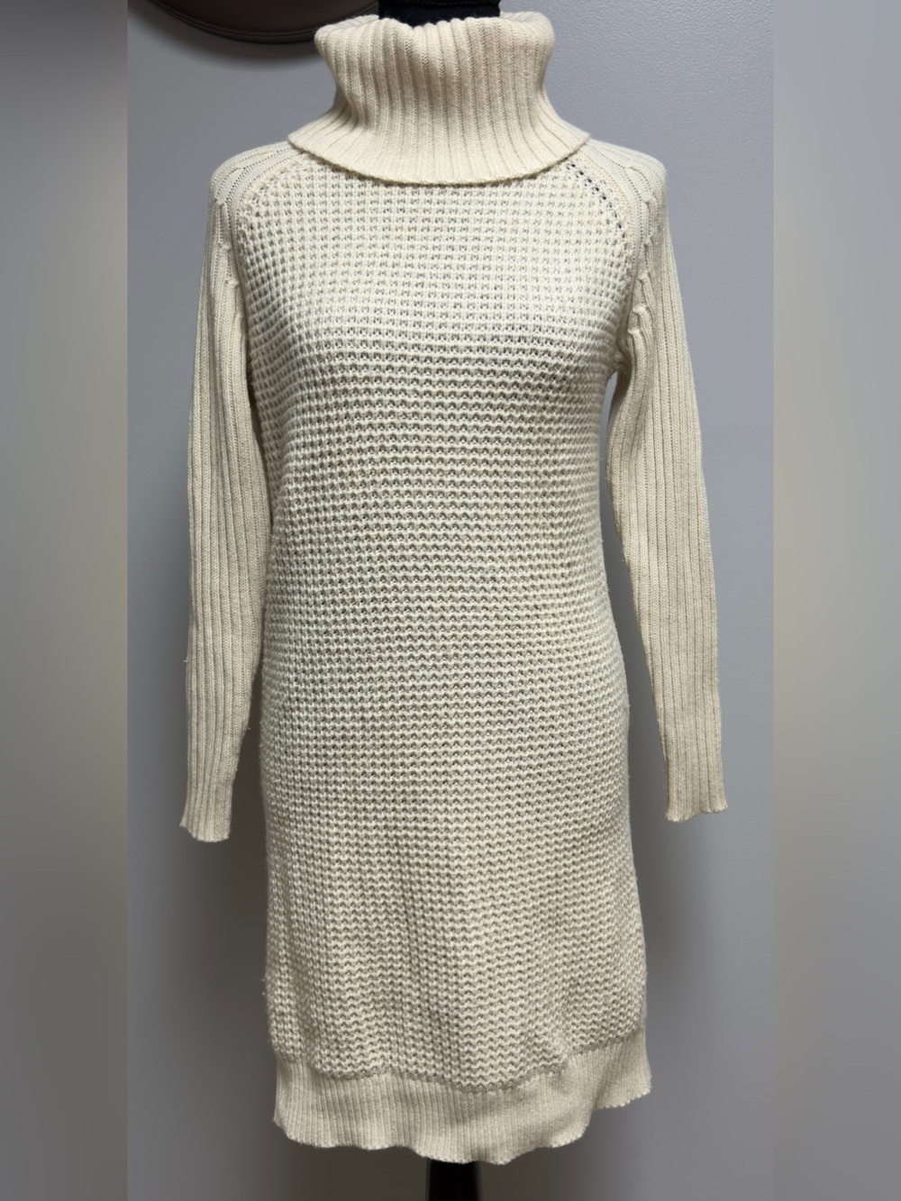 UNIQLO Sweater Dress Womens XS Cream Wool Blend Waffle Turtleneck Long Sleeve